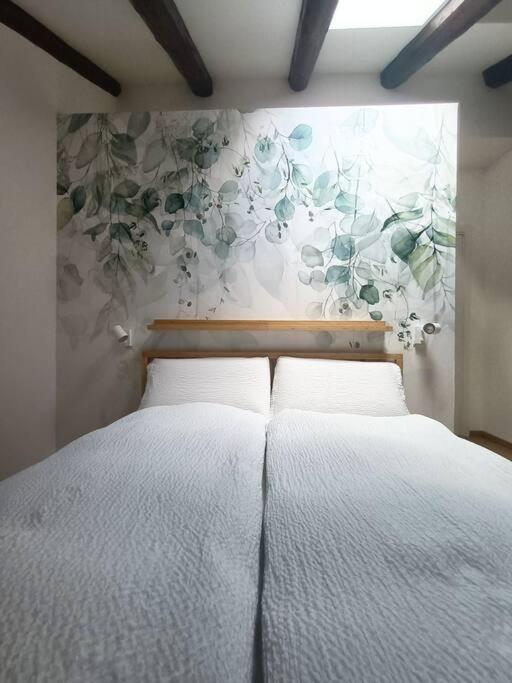 Loving My Rooms 1 - Deliziosa Mansarda In Centro 고리치아 외부 사진