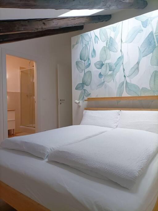 Loving My Rooms 1 - Deliziosa Mansarda In Centro 고리치아 외부 사진